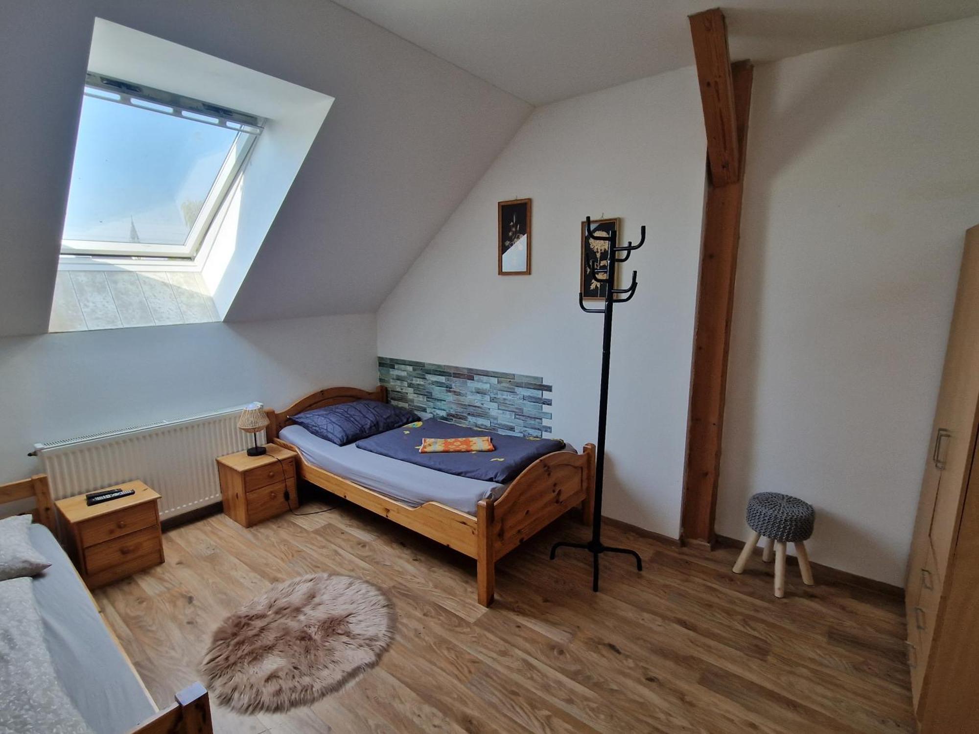 Farm Stay Nh Stables Nyrany 外观 照片