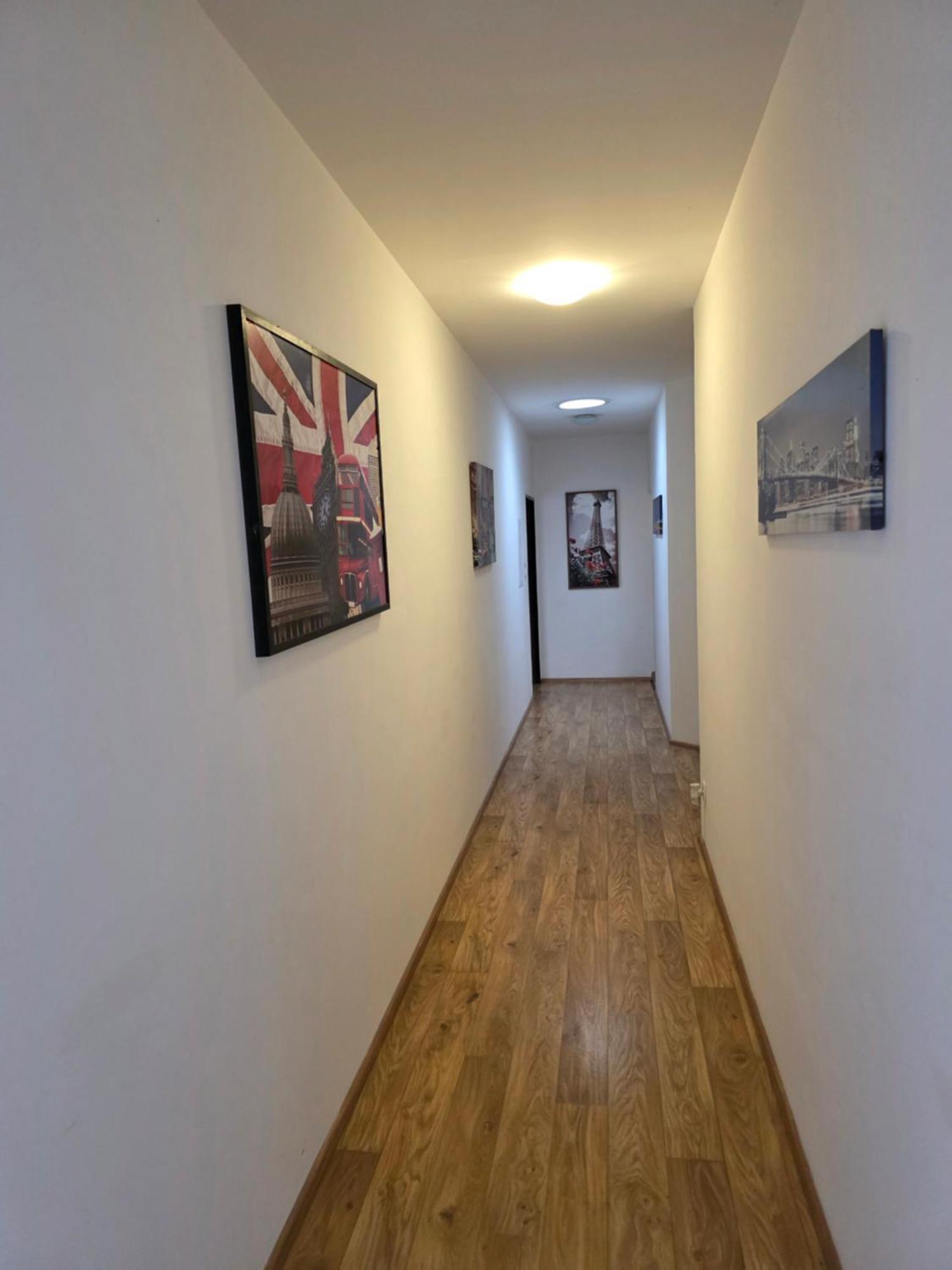 Farm Stay Nh Stables Nyrany 外观 照片
